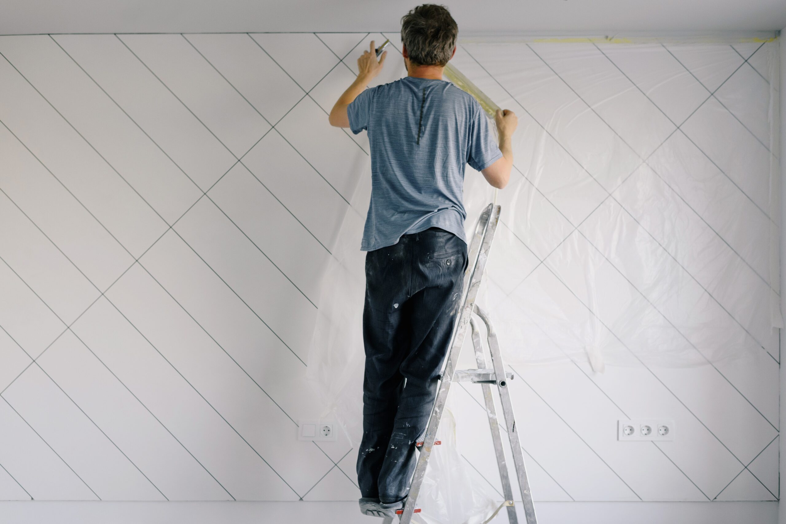 San Antonio Homeowner’s Guide: How to Tell If You Should Repaint Your House Before Selling It
