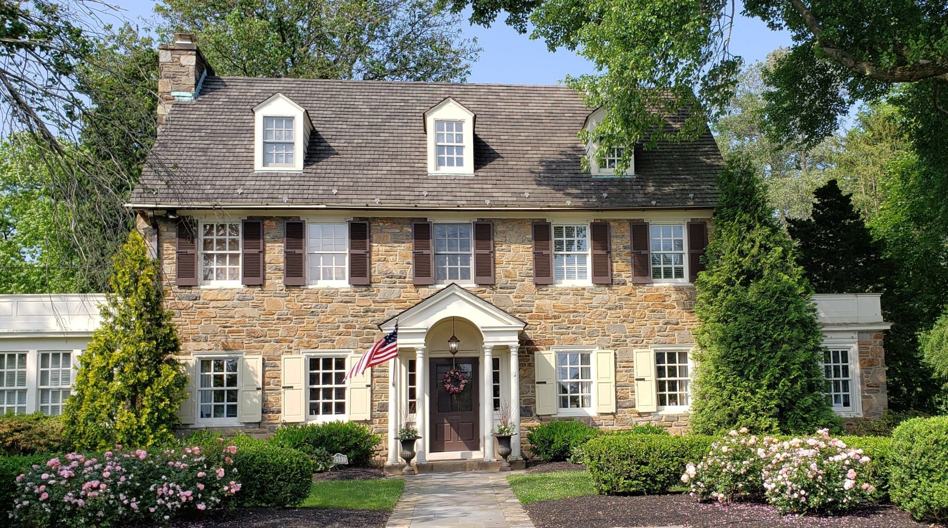 HOA-Approved Window & Door Installations for Historic Homes