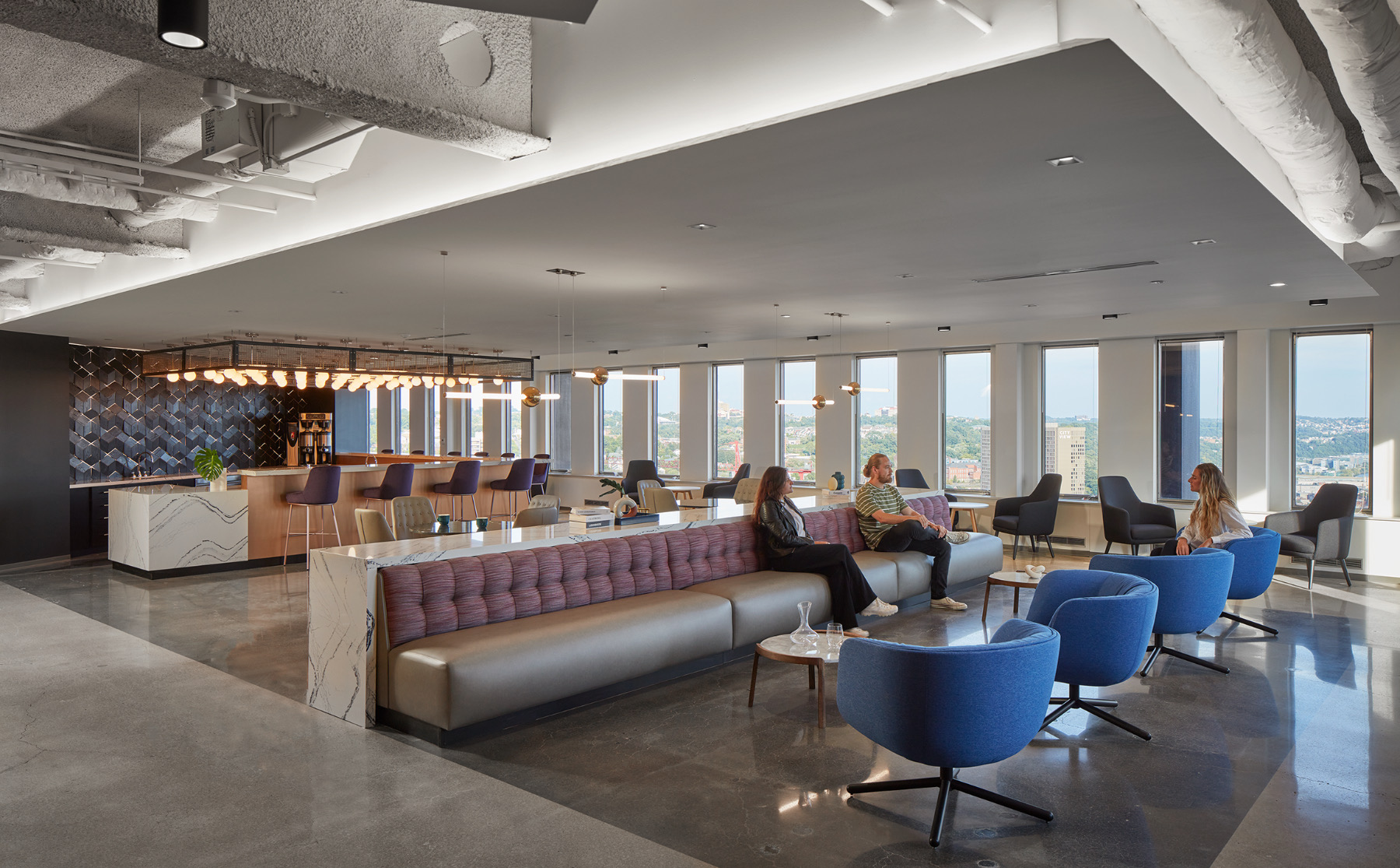 Inside USX Building’s New Pittsburgh Office / Spec Suites