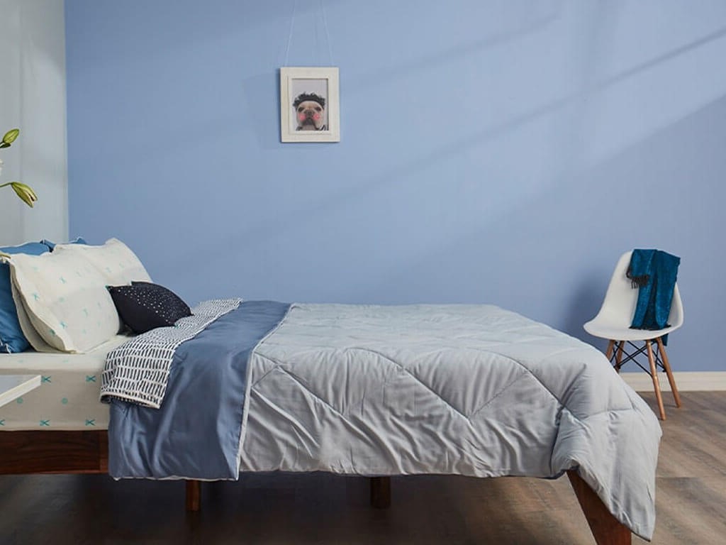 How to coordinate pillow covers with your bedding