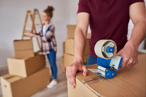 6 Tips for Moving Out of the First Apartment You’ve Ever Rented