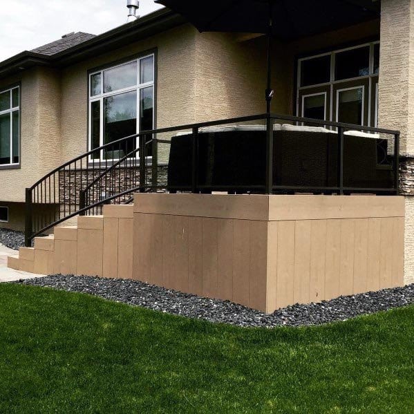 6 Inexpensive Deck Skirting Ideas For a Perfect Deck