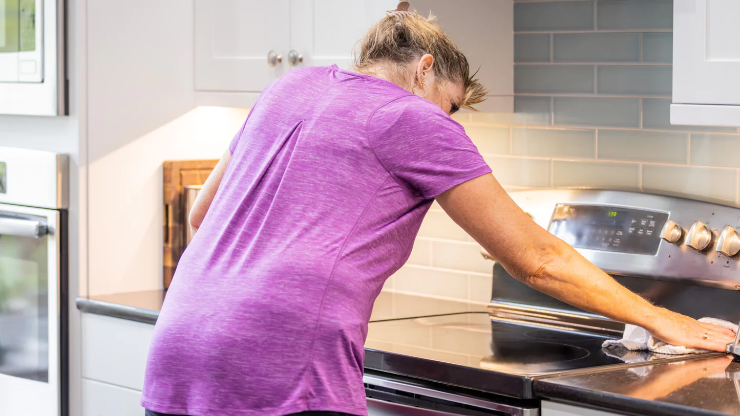 A Quick Guide To Clean Kitchen Glass Top Stove Using Ingredients Available At Home