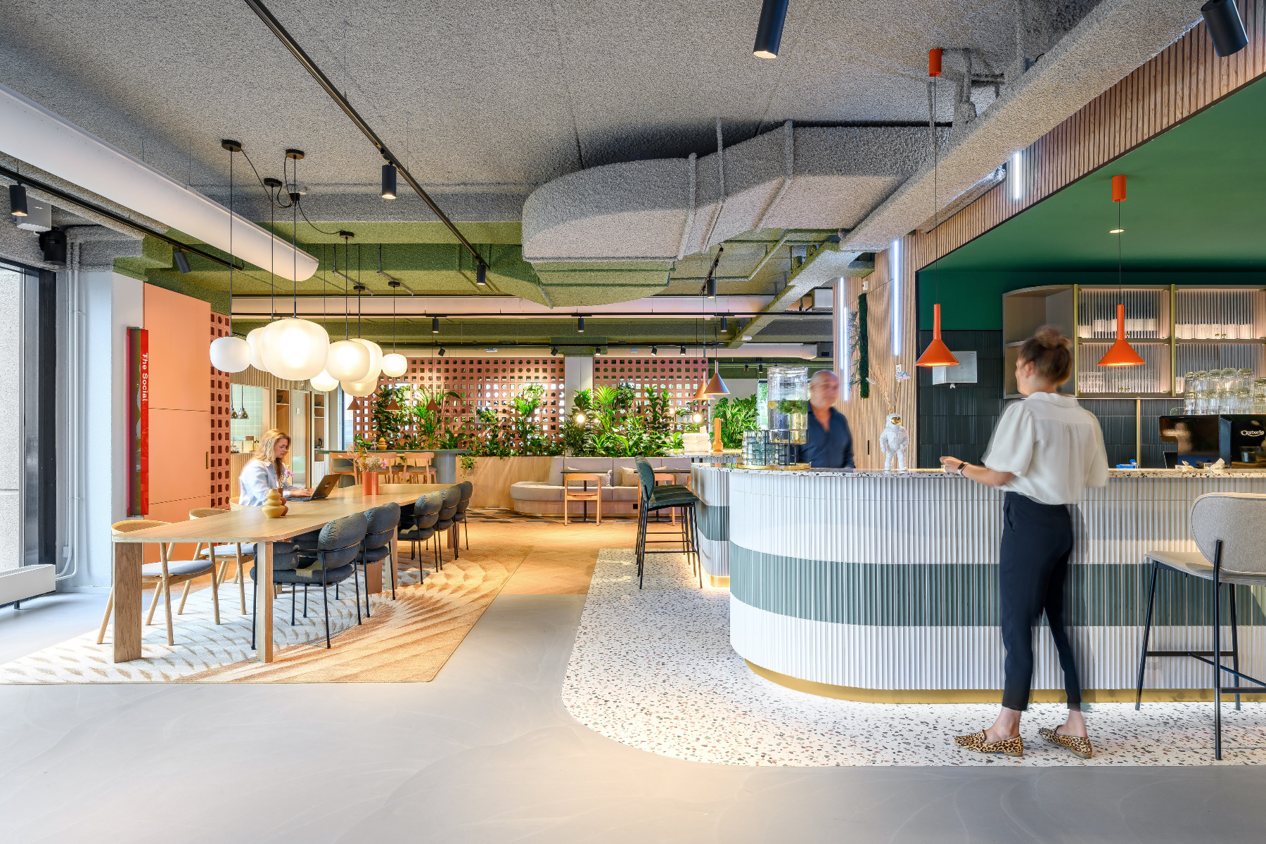 A Tour of HNK’s New Amsterdam Office