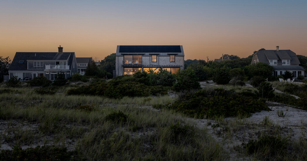 Their Cape Cod Home Isn’t Small, but Its Carbon Footprint Is