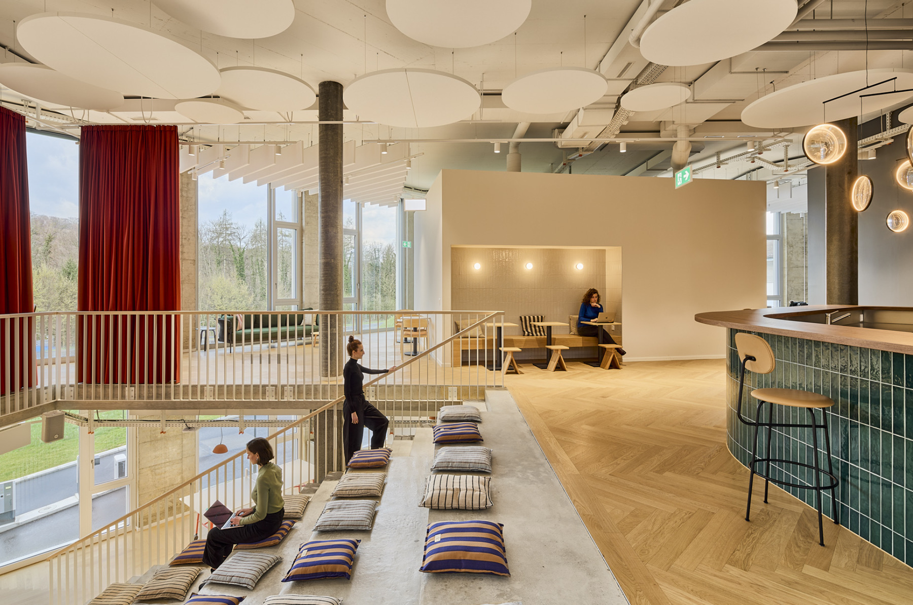 A Tour of QOQA’s New Lausanne Office