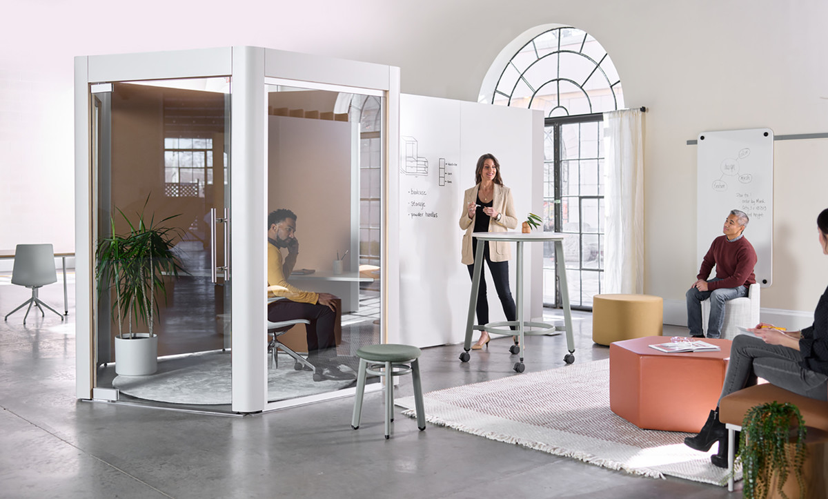 Movable Office Furniture – Stay Mobile in the Office